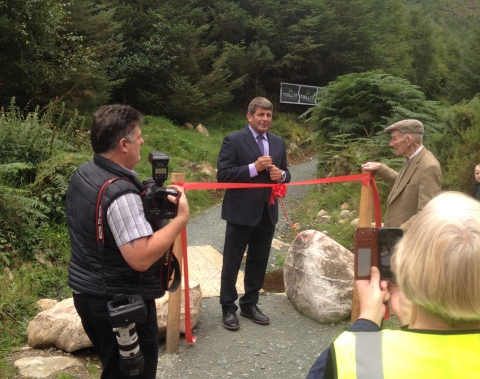 Minister Cuts Ribbon at Coillte Trail in Glenmalure