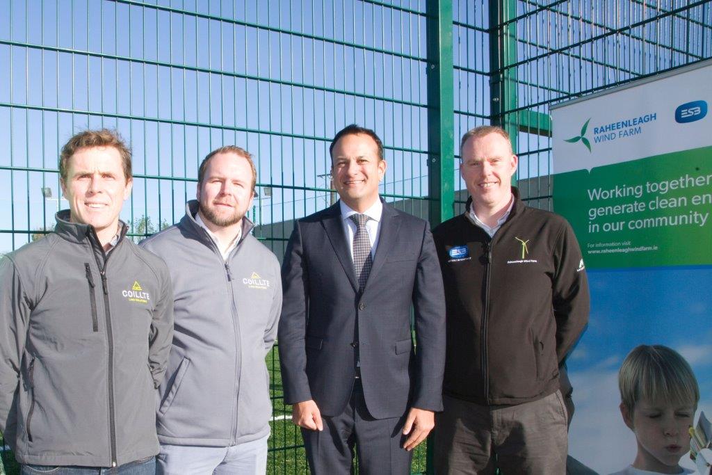 Picture of An Taoiseach and Coillte staff at Ballyfad Community Centre