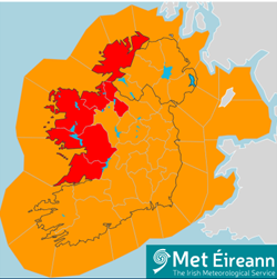 Map of Ireland showing in orange and red the counties affected by wind weather warnings.