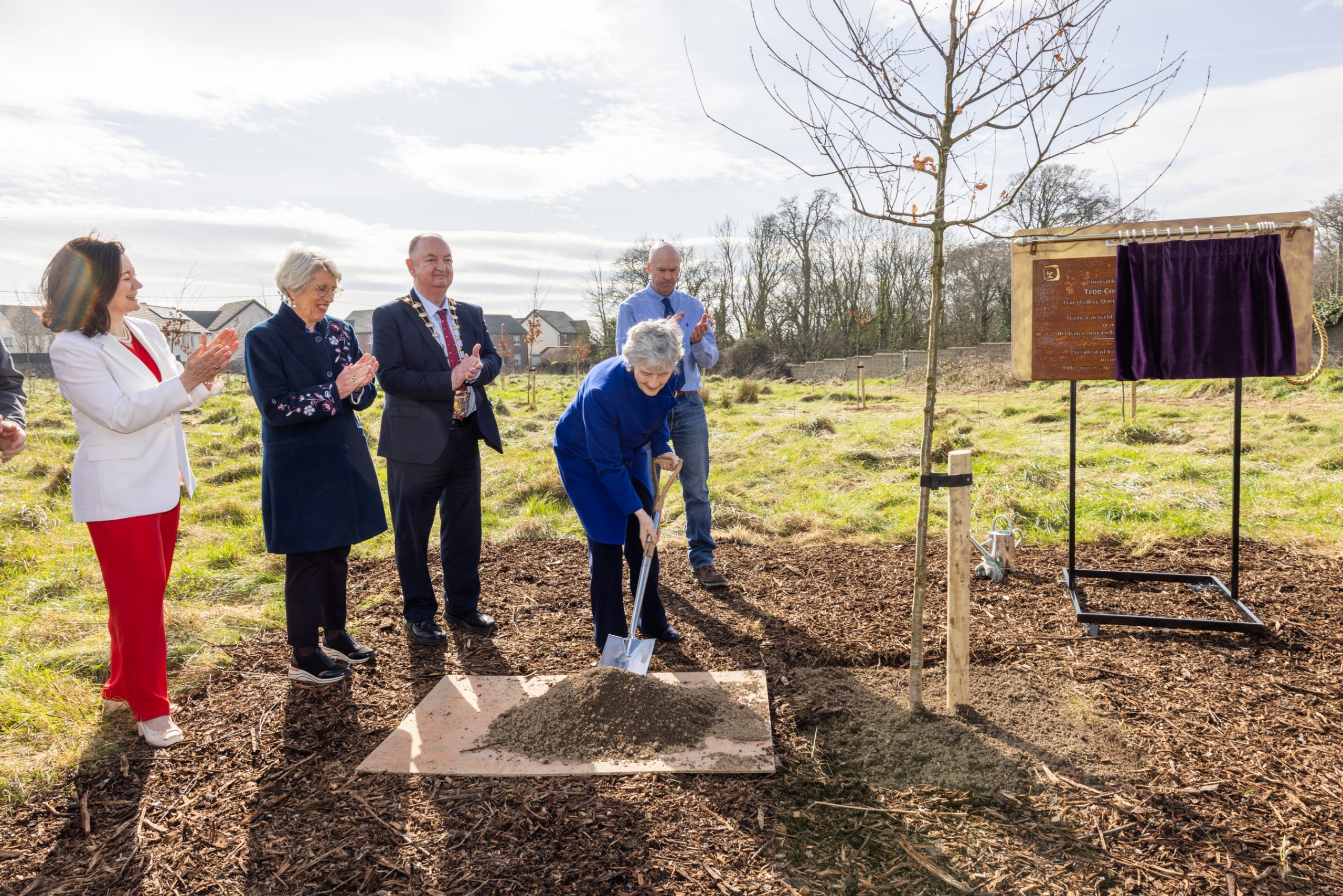President Connolly launches National Tree Week 2 scaled